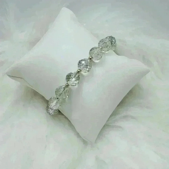 Sparkly Diana Green Beaded Bracelet - Picture 2 of 5